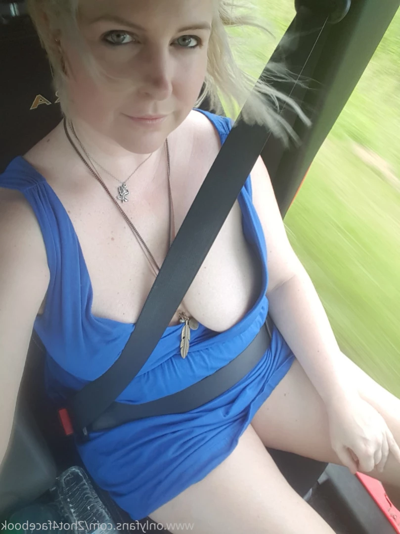 BEE [ bee88i ] Onlyfans leaked photo 15860501 on Hotleaks.tv