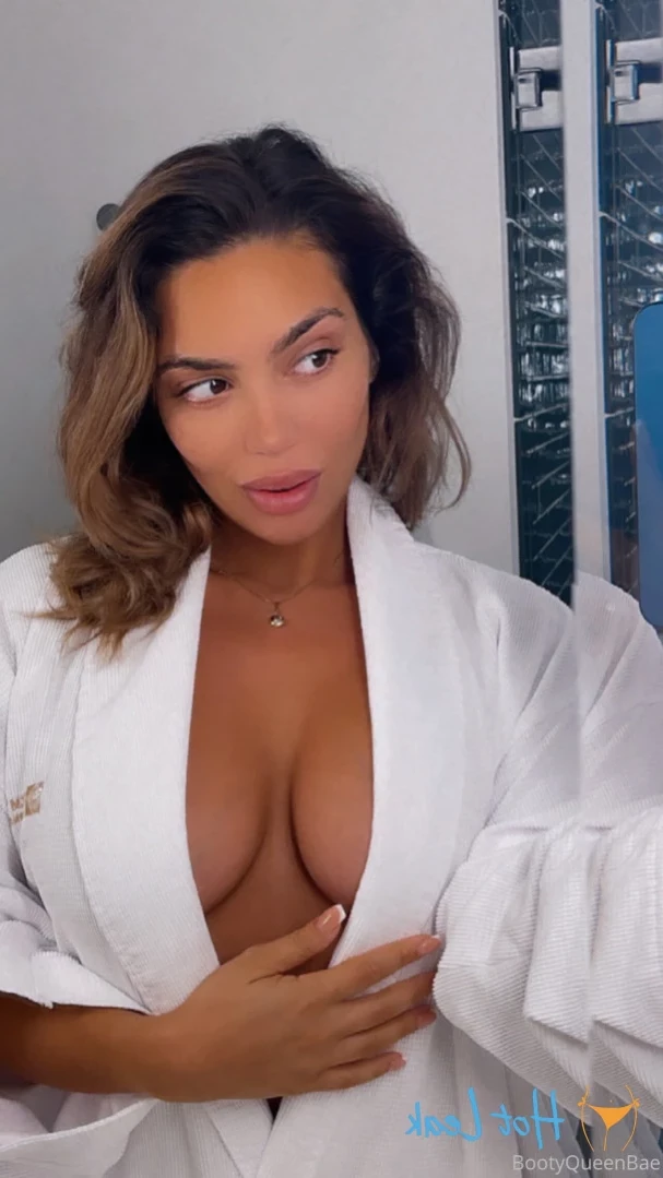 araqueenbae [ bootyqueenbae ] Onlyfans leaked photo 10931296 on Hotleaks.tv