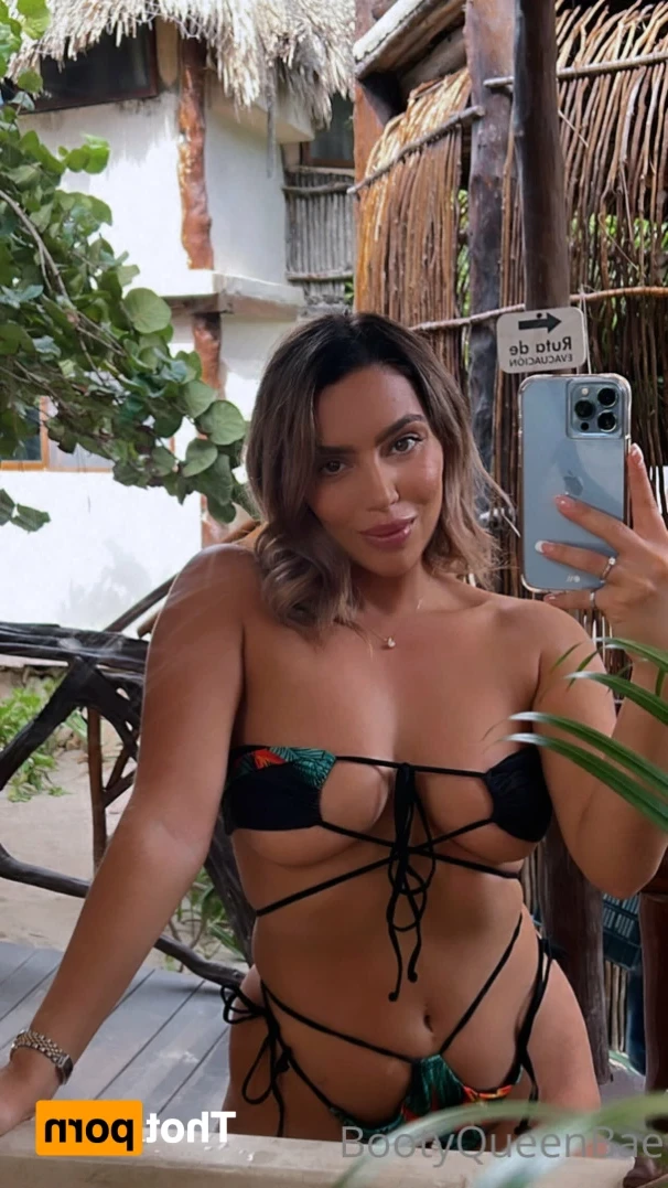 araqueenbae [ bootyqueenbae ] Onlyfans leaked photo 12068309 on Hotleaks.tv