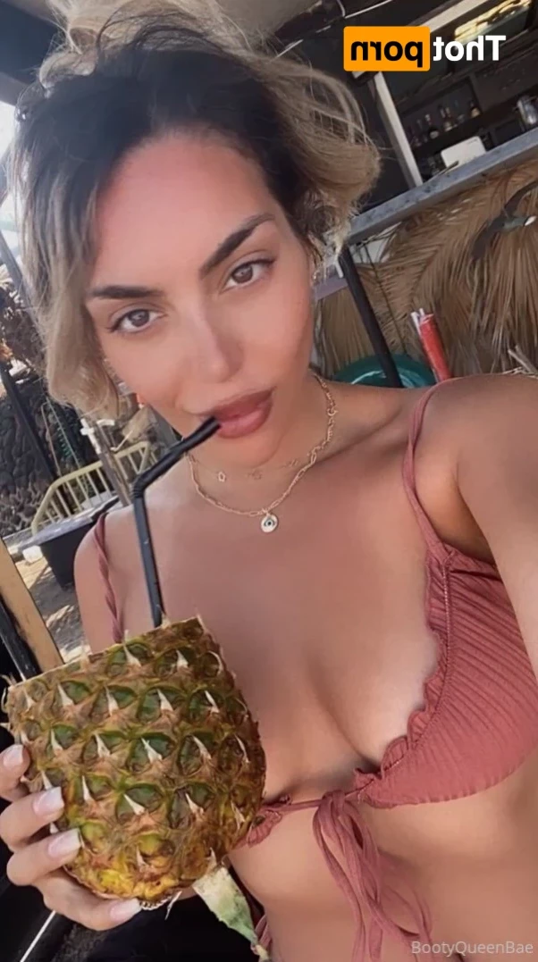 araqueenbae [ bootyqueenbae ] Onlyfans leaked photo 14775504 on Hotleaks.tv