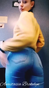10658164