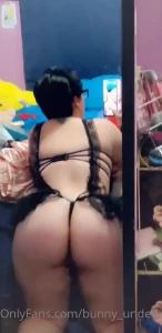 15849900