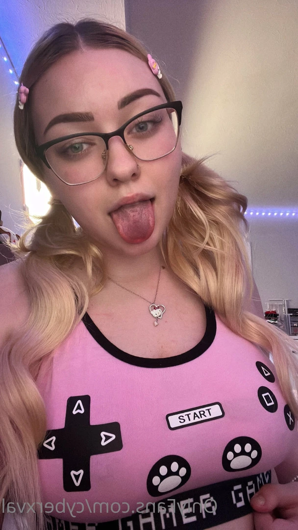 Val ♡ [ cyberxval ] Onlyfans leaked photo 9821743 on Hotleaks.tv