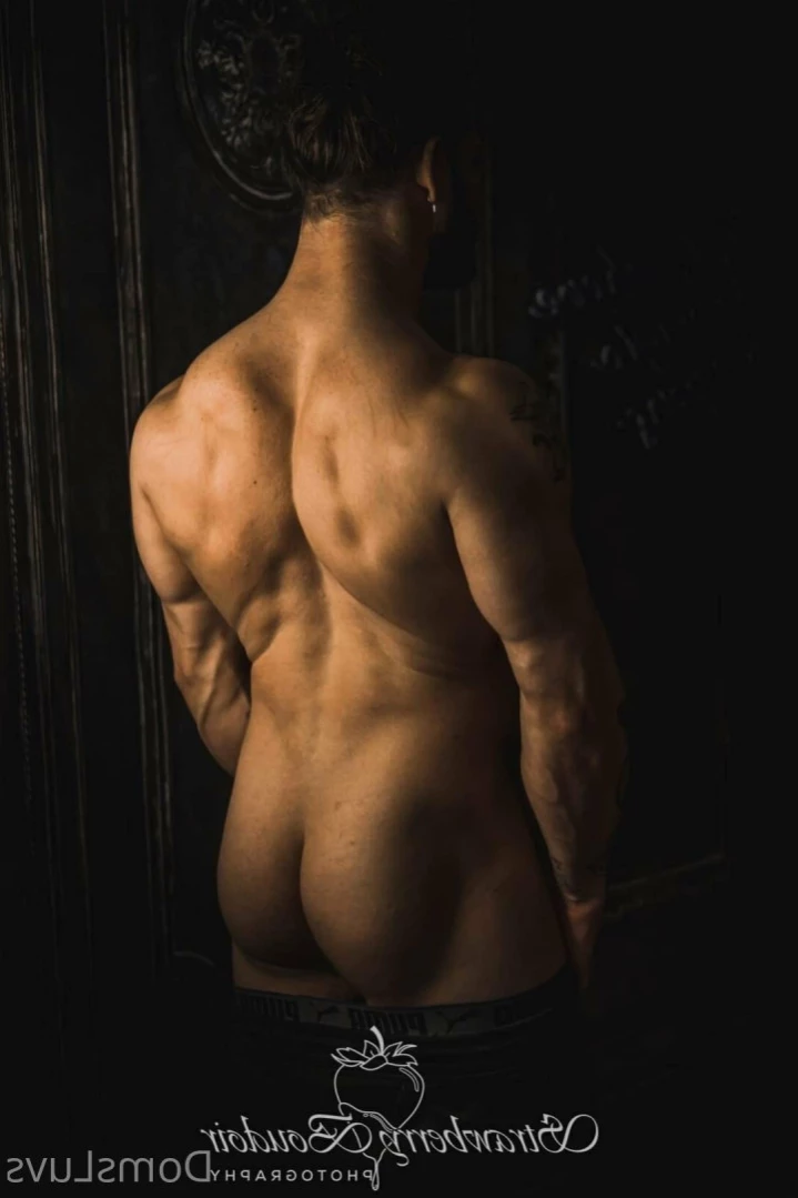 Dom [ domsluvz ] Onlyfans leaked photo 12068186 on Hotleaks.tv
