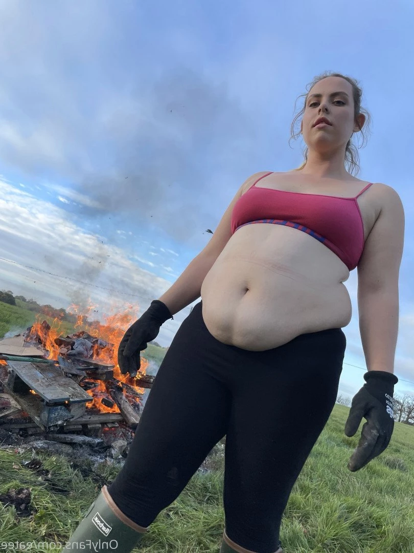 eatee Onlyfans leaked photo 2192042 on Hotleaks.tv