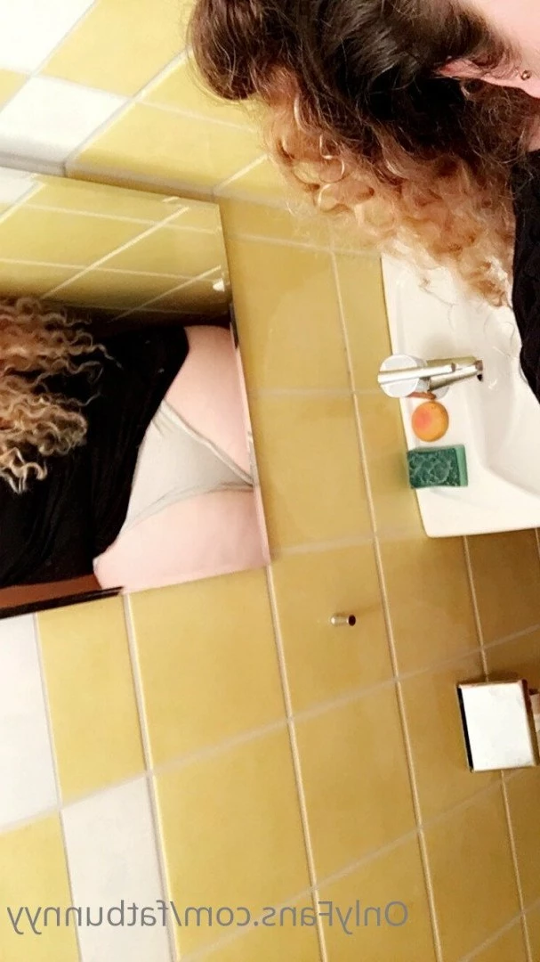 Thiccie [ fatbunnyy ] Onlyfans leaked photo 2190767 on Hotleaks.tv