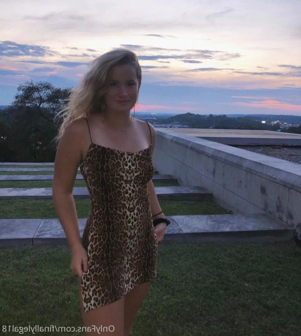 Sydney Wilson [ finallylegal18 ] Onlyfans leaked photo 3620117 on Hotleaks.tv