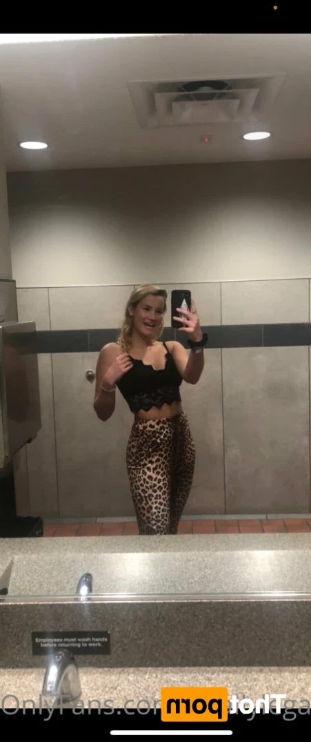 Sydney Wilson [ finallylegal18 ] Onlyfans leaked photo 13800413 on Hotleaks.tv