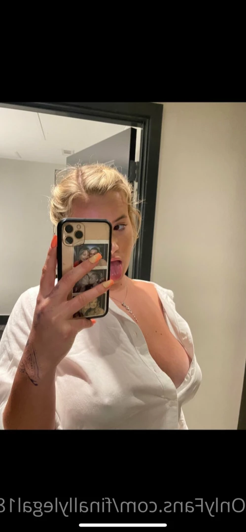 Sydney Wilson [ finallylegal18 ] Onlyfans leaked photo 13800432 on Hotleaks.tv