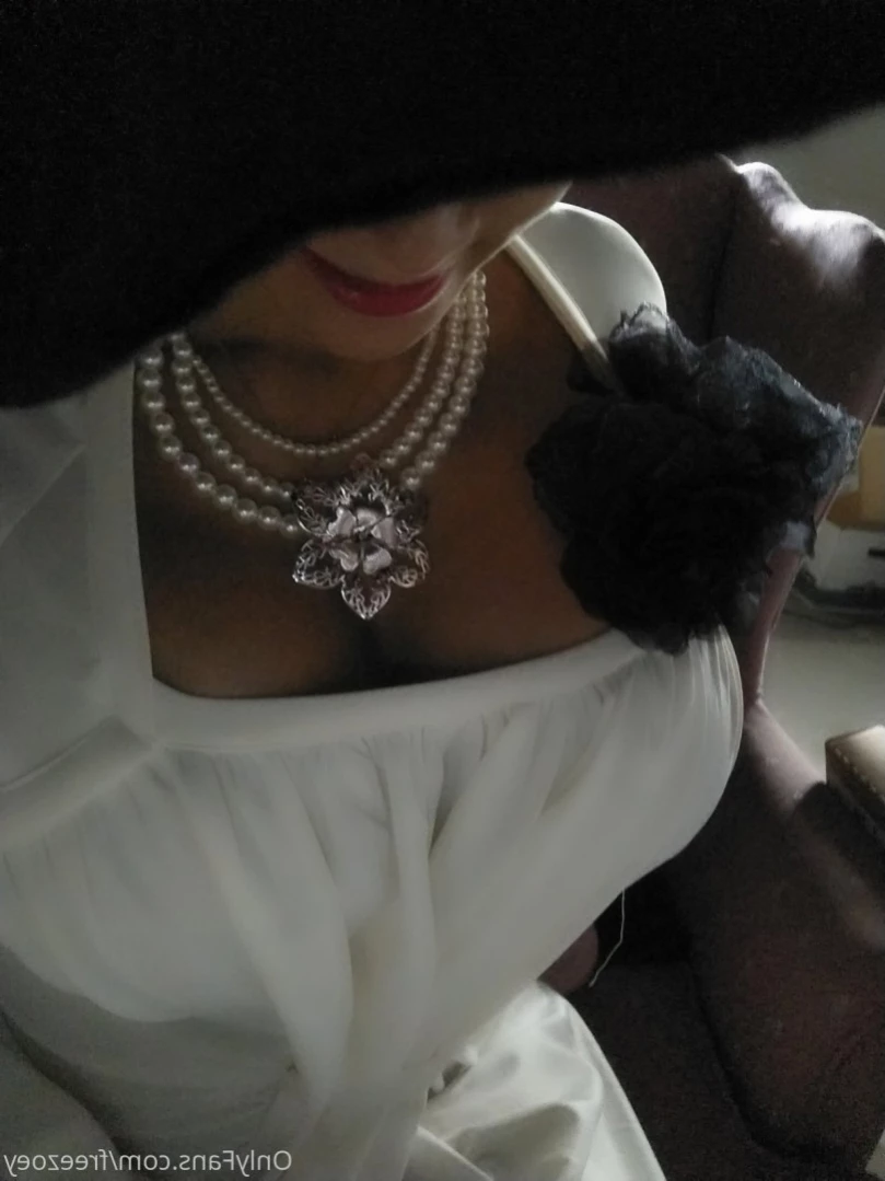 NPFreeZoey [ freezoey ] Onlyfans leaked photo 13807532 on Hotleaks.tv