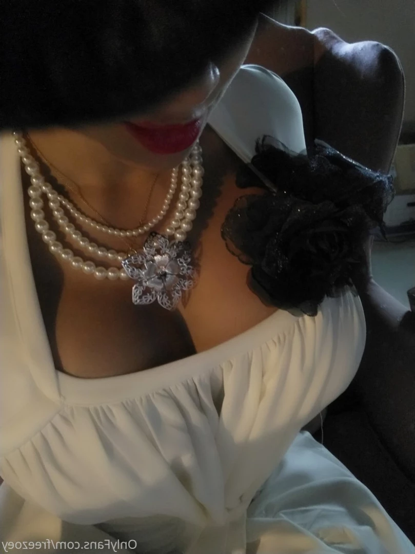 NPFreeZoey [ freezoey ] Onlyfans leaked photo 14626256 on Hotleaks.tv
