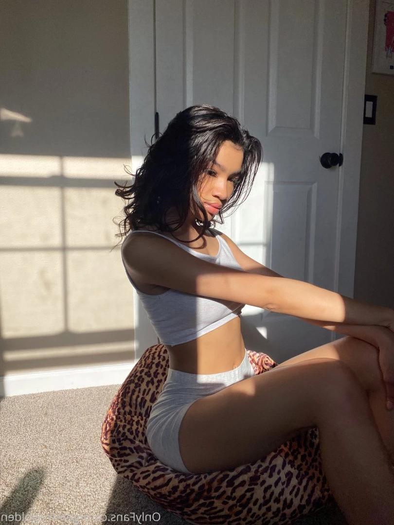 Teenage princess 👸 [ gemmateen ] Onlyfans leaked photo 3783661 on Hotleaks.tv