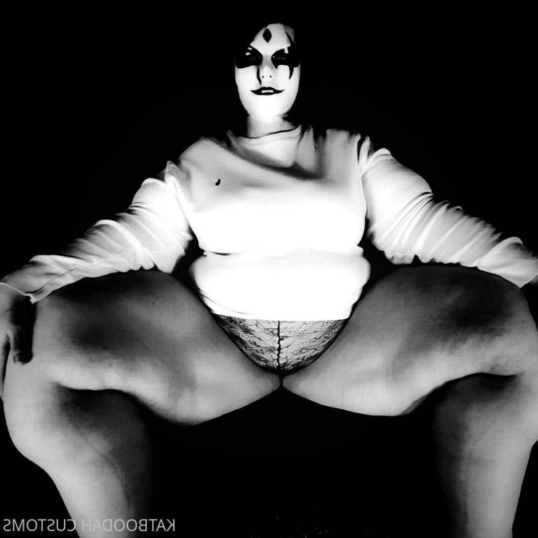 GӨDMΛMΛ™️ KΛƬBӨӨDΛΉ [ goddesskatboodah ] Onlyfans leaked photo 2189552 on Hotleaks.tv