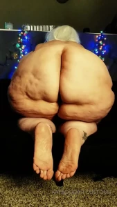 2242547