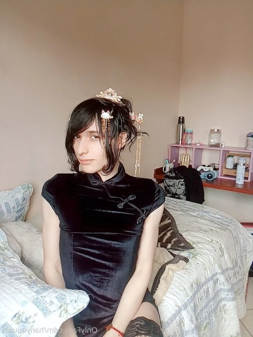 Hanyuu [ hanyuuuwu ] Onlyfans leaked photo 7498343 on Hotleaks.tv