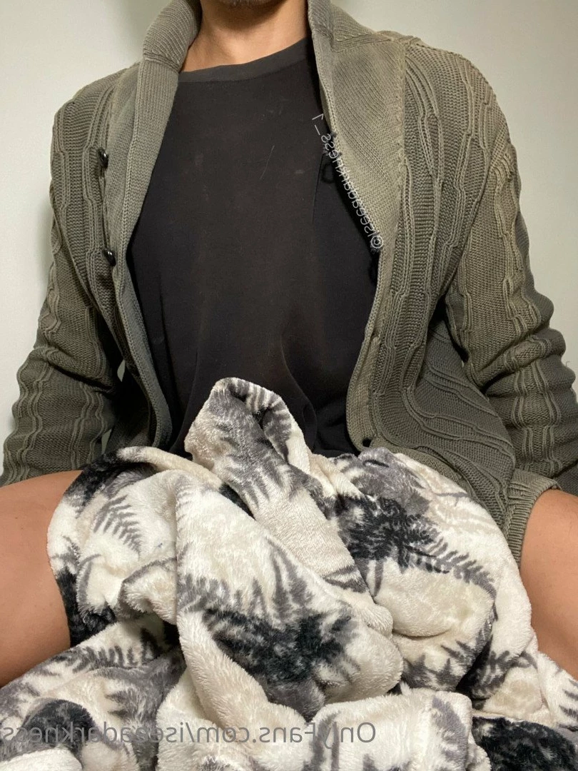 iseeadarkness_1✨ [ iseeadarkness ] Onlyfans leaked photo 2186683 on Hotleaks.tv