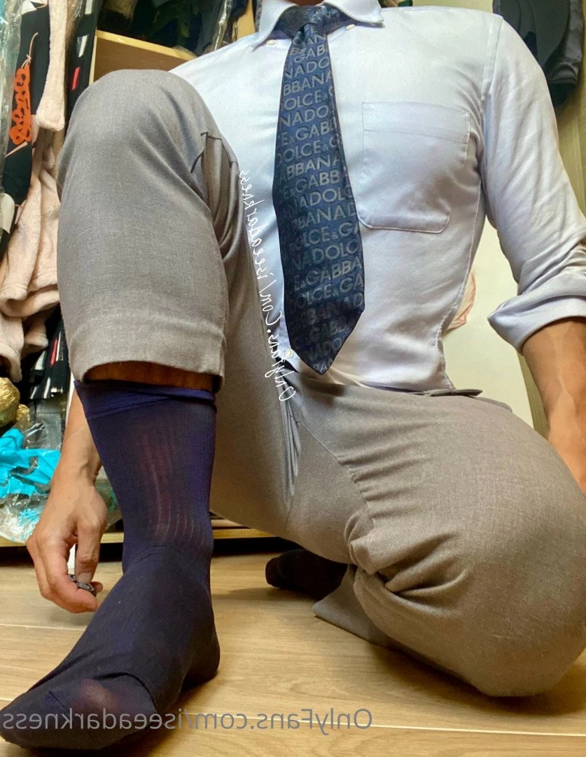 iseeadarkness_1✨ [ iseeadarkness ] Onlyfans leaked photo 2187291 on Hotleaks.tv