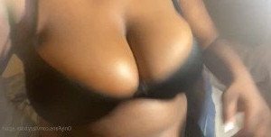 Izzy [ izzy.back.again ] Onlyfans leaked video 2984842 on Hotleaks.tv