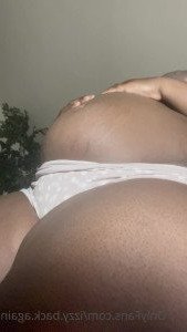 Izzy [ izzy.back.again ] Onlyfans leaked video 2985527 on Hotleaks.tv