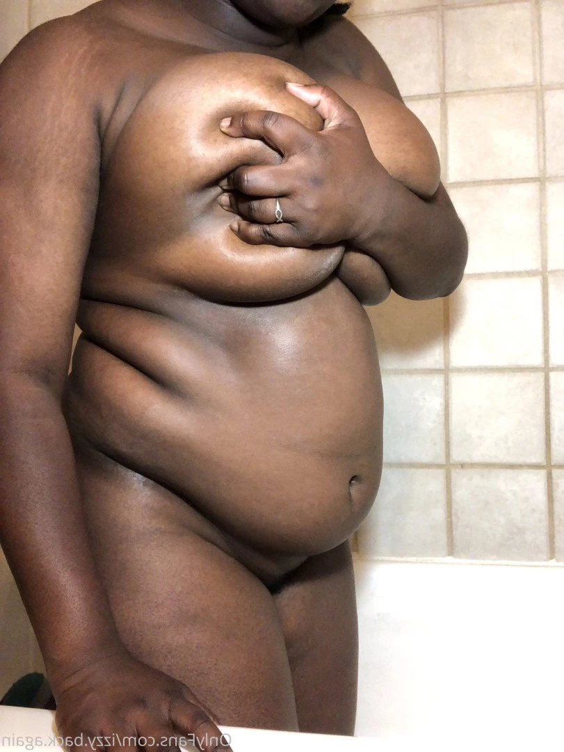 Izzy [ izzy.back.again ] Onlyfans leaked photo 3699501 on Hotleaks.tv