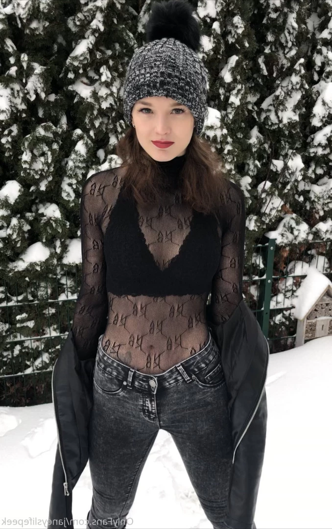 Janey's Life Peek [ janeyslifepeek ] Onlyfans leaked photo 5968105 on Hotleaks.tv