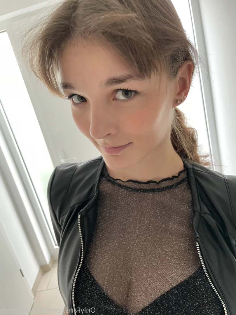Janey's Life Peek [ janeyslifepeek ] Onlyfans leaked photo 11589120 on Hotleaks.tv