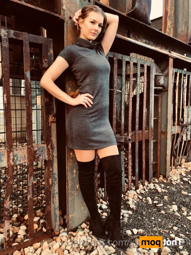Janey's Life Peek [ janeyslifepeek ] Onlyfans leaked photo 12430484 on Hotleaks.tv