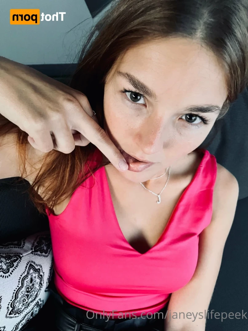Janey's Life Peek [ janeyslifepeek ] Onlyfans leaked photo 13258157 on Hotleaks.tv