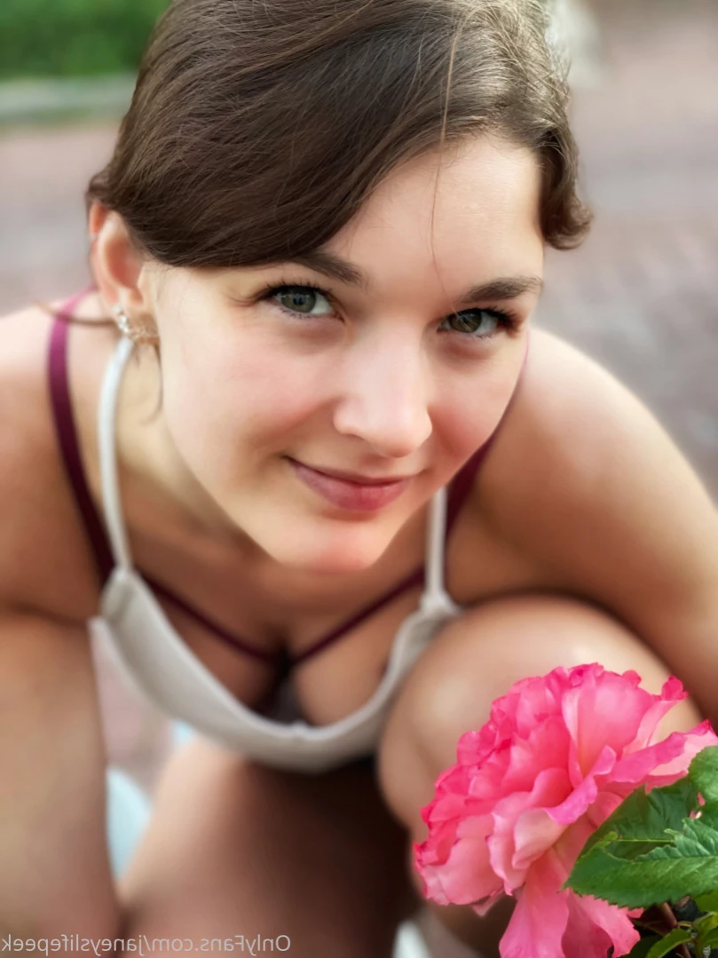 Janey's Life Peek [ janeyslifepeek ] Onlyfans leaked photo 13449262 on Hotleaks.tv
