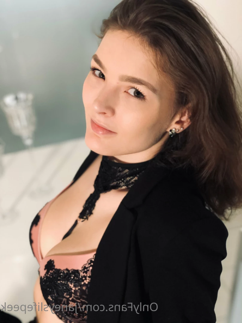 Janey's Life Peek [ janeyslifepeek ] Onlyfans leaked photo 14285375 on Hotleaks.tv