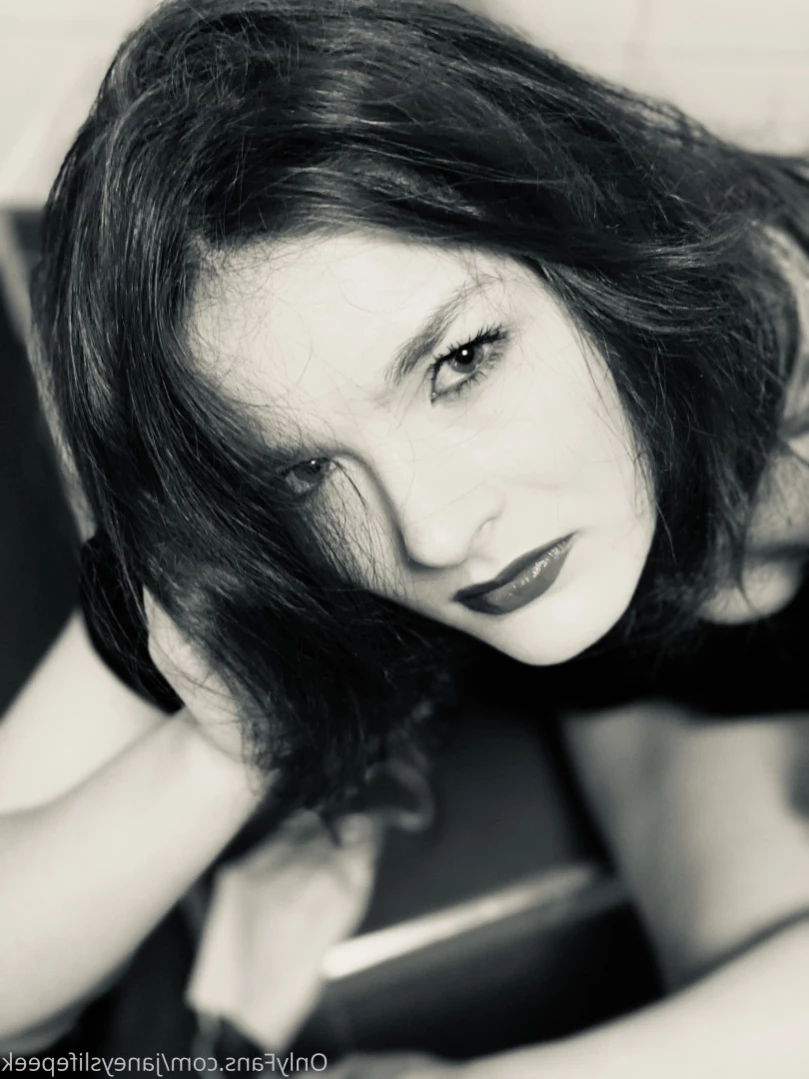 Janey's Life Peek [ janeyslifepeek ] Onlyfans leaked photo 15226089 on Hotleaks.tv
