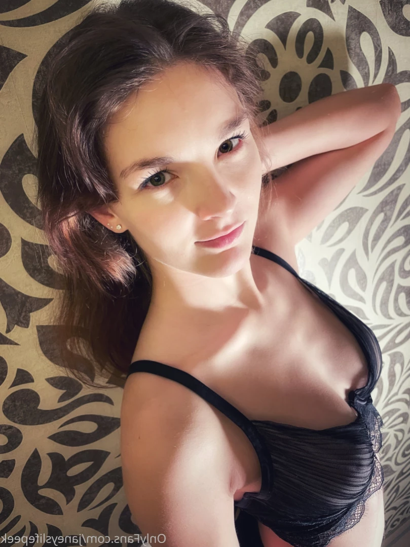 Janey's Life Peek [ janeyslifepeek ] Onlyfans leaked photo 15226390 on Hotleaks.tv