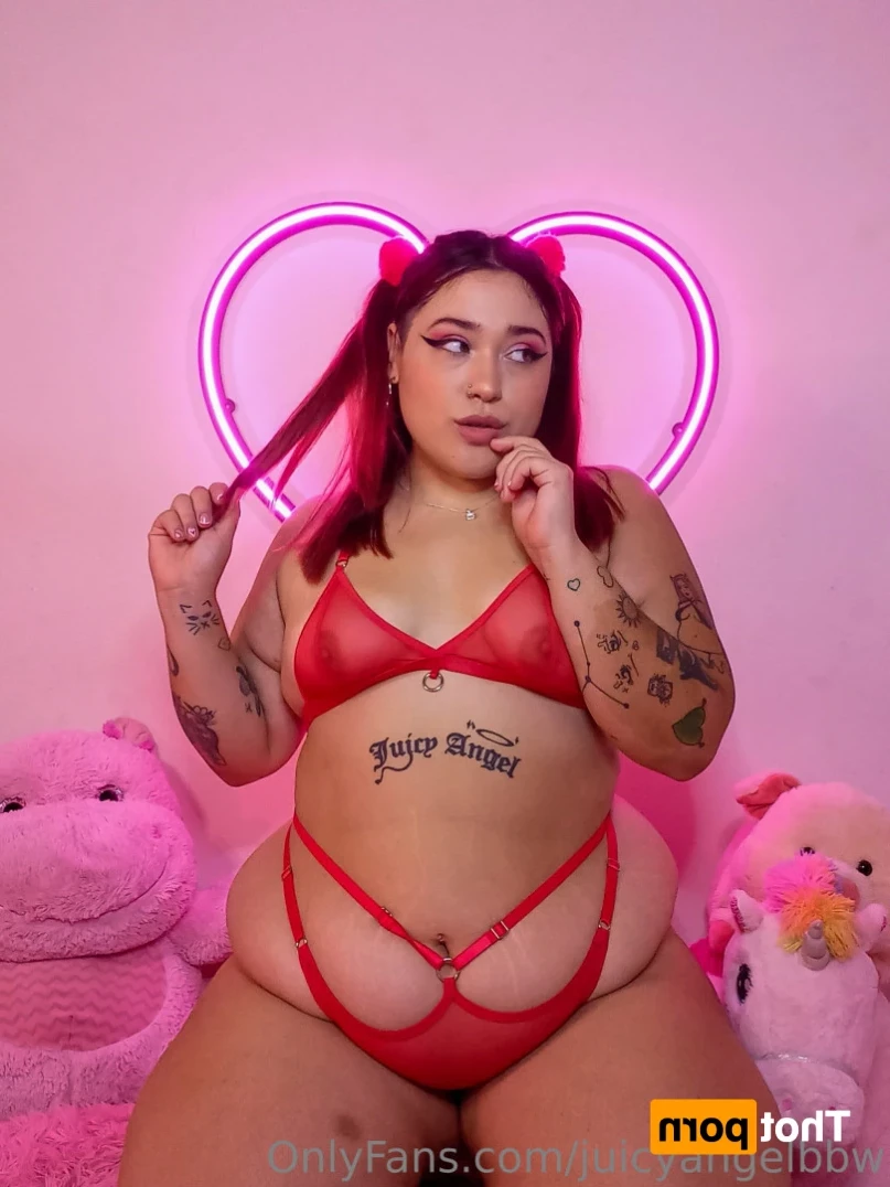 Avril BBW ✨Feederism ✨ 🍑Big ass 🍑 [ juicyangelbbw ] Onlyfans leaked photo 15239941 on Hotleaks.tv