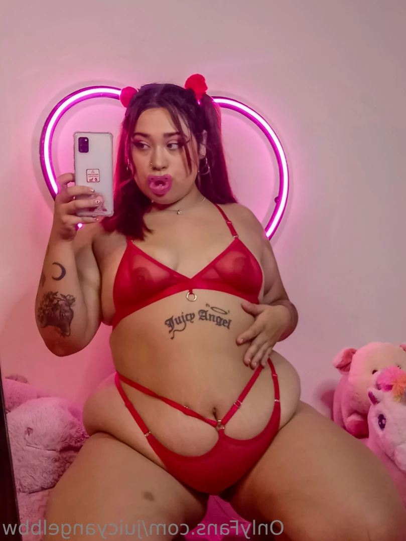 Avril BBW ✨Feederism ✨ 🍑Big ass 🍑 [ juicyangelbbw ] Onlyfans leaked photo 15915491 on Hotleaks.tv