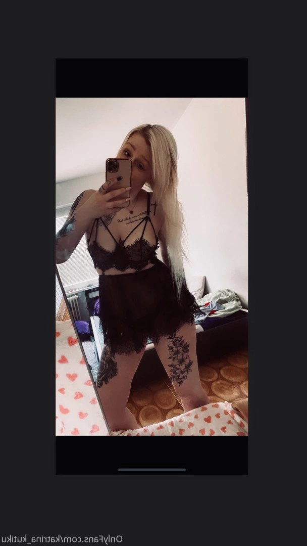 🔞Katrina_🔥_CZE_GIRL💥 [ katrina_kutiku ] Onlyfans leaked photo 3698533 on Hotleaks.tv
