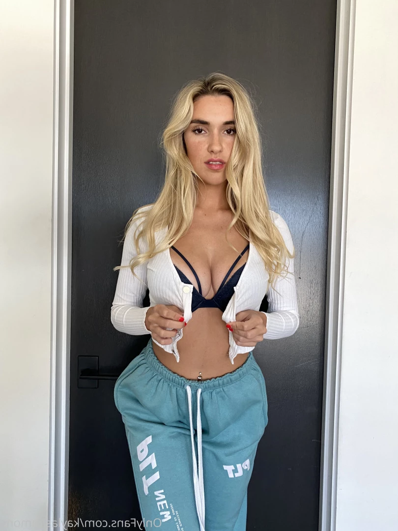 Kayla [ kaylasimmons ] Onlyfans leaked photo 5899687 on Hotleaks.tv