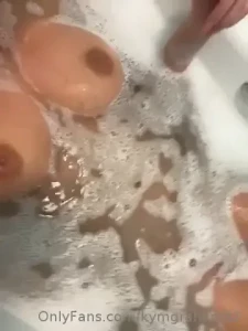 Kym graham [ kymgraham92 ] Onlyfans leaked video 2244622 on Hotleaks.tv