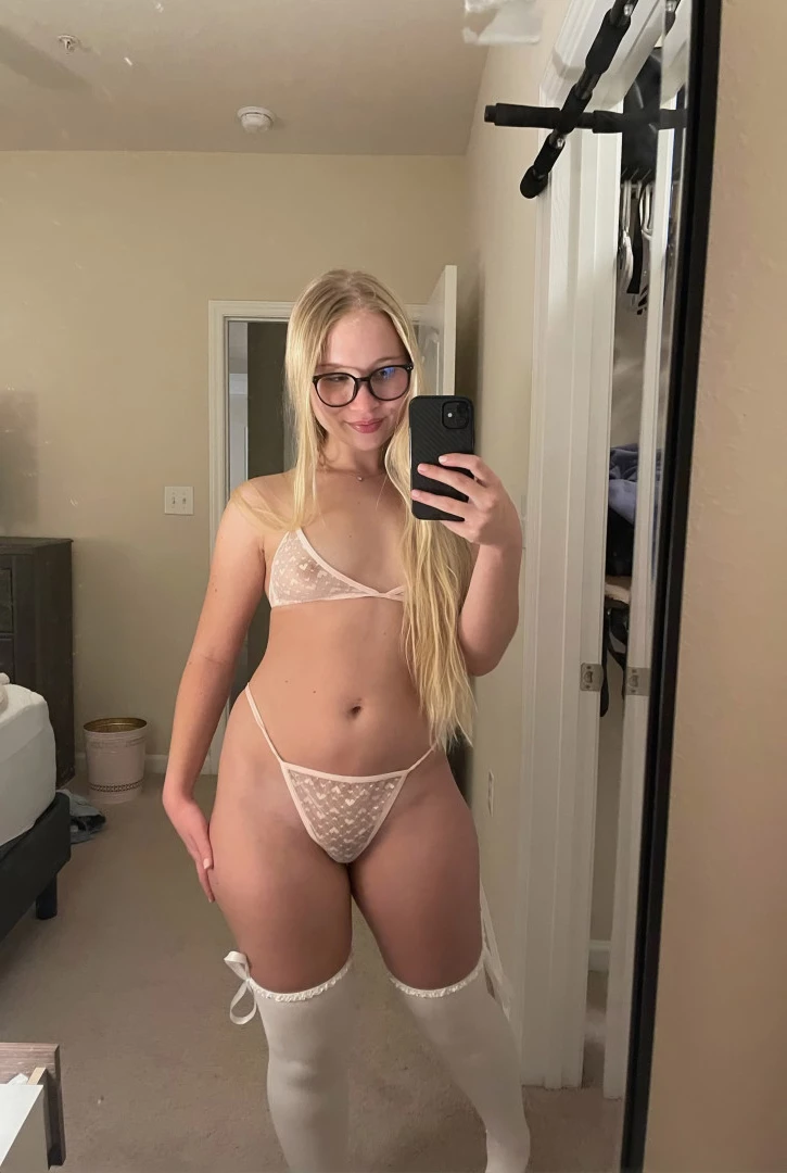 langelinea1 Onlyfans leaked photo 6229876 on Hotleaks.tv