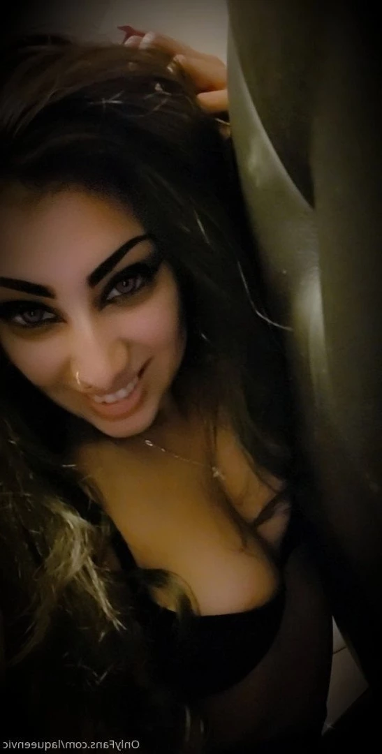 👑𝓛𝓪 𝓡𝓮𝓲𝓷𝓪 𝓥𝓲𝓬𝓽𝓸𝓻𝓲𝓪 [ laqueenvic ] Onlyfans leaked photo 3625424 on Hotleaks.tv