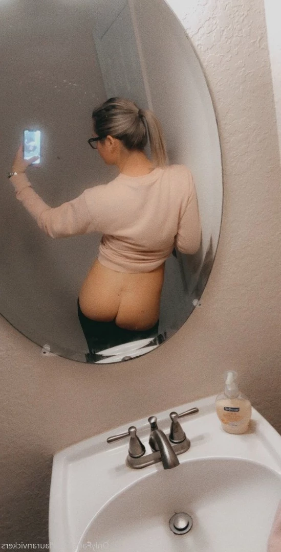 Mommy Lauran Vickers 💕 VIP [ lauranvickers ] Onlyfans leaked photo 2177758 on Hotleaks.tv