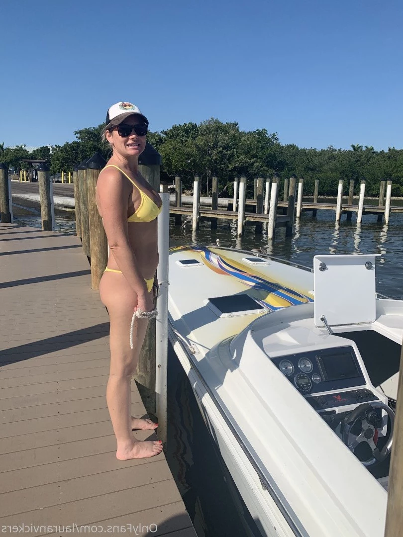 Mommy Lauran Vickers 💕 VIP [ lauranvickers ] Onlyfans leaked photo 2178070 on Hotleaks.tv