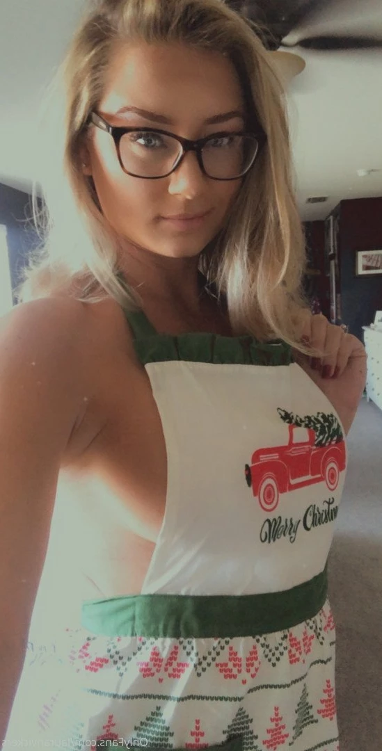 Mommy Lauran Vickers 💕 VIP [ lauranvickers ] Onlyfans leaked photo 2178837 on Hotleaks.tv