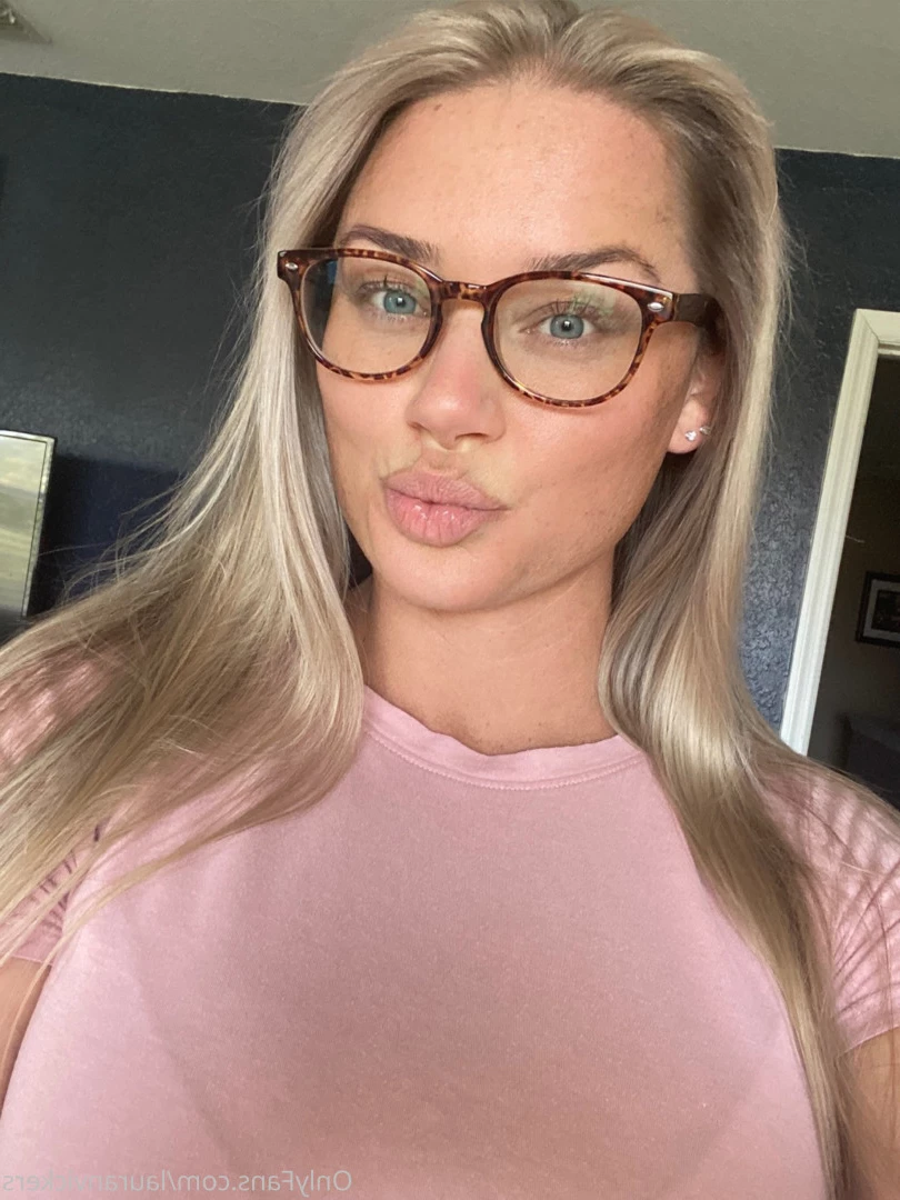Mommy Lauran Vickers 💕 VIP [ lauranvickers ] Onlyfans leaked photo 9886217 on Hotleaks.tv
