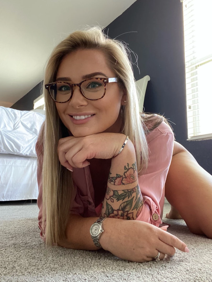 Mommy Lauran Vickers 💕 VIP [ lauranvickers ] Onlyfans leaked photo 9886902 on Hotleaks.tv