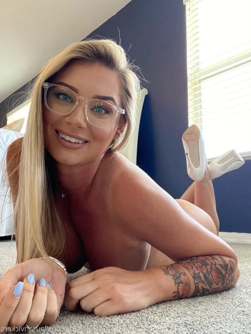 Mommy Lauran Vickers 💕 VIP [ lauranvickers ] Onlyfans leaked photo 9888966 on Hotleaks.tv