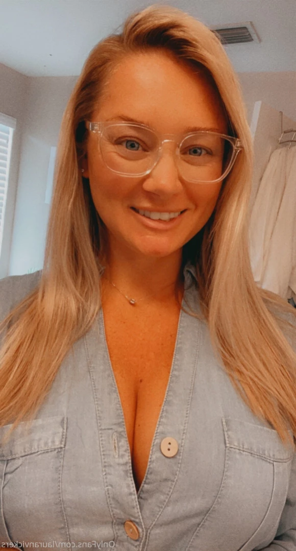 Mommy Lauran Vickers 💕 VIP [ lauranvickers ] Onlyfans leaked photo 11856216 on Hotleaks.tv