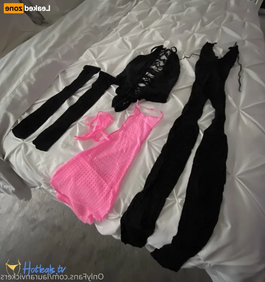 Mommy Lauran Vickers 💕 VIP [ lauranvickers ] Onlyfans leaked photo 15422170 on Hotleaks.tv