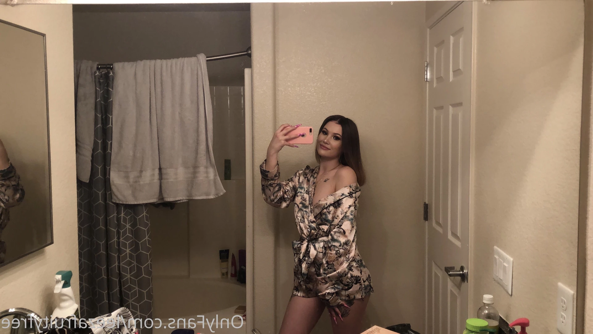 𝟭𝟵𝓎𝑜 &amp; 𝗠𝗢𝗟𝗗𝗢𝗩𝗜𝗔𝗡❤️‍🔥 [ leezapeach ] Onlyfans leaked photo 10297658 on Hotleaks.tv