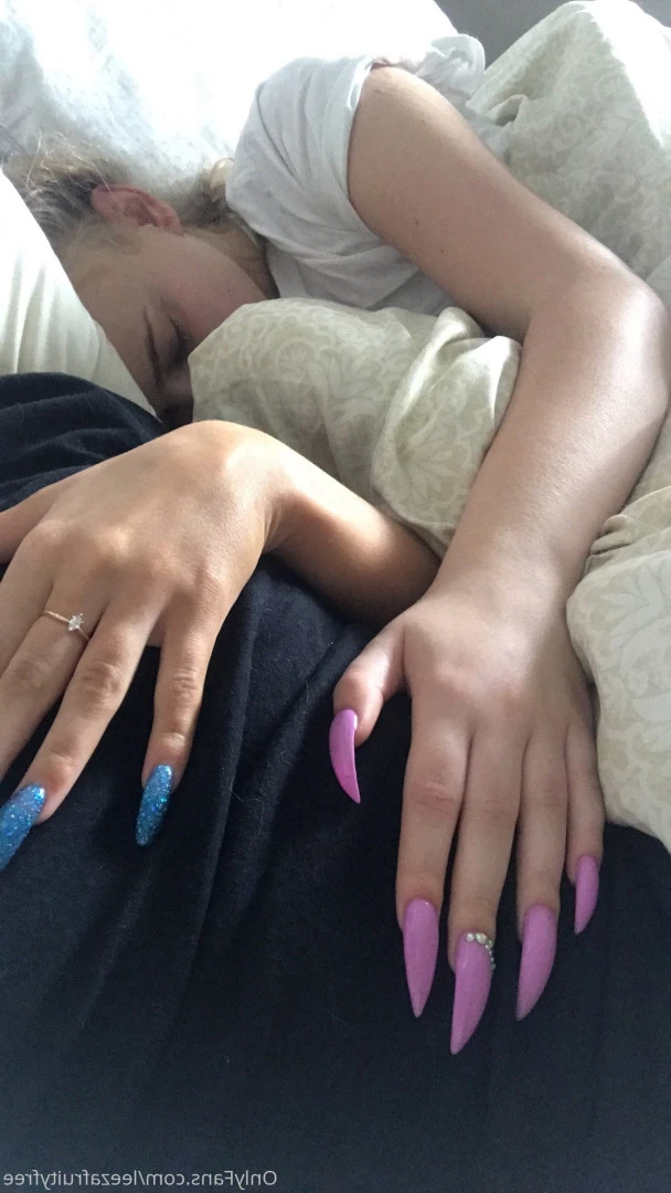 𝟭𝟵𝓎𝑜 &amp; 𝗠𝗢𝗟𝗗𝗢𝗩𝗜𝗔𝗡❤️‍🔥 [ leezapeach ] Onlyfans leaked photo 10297700 on Hotleaks.tv