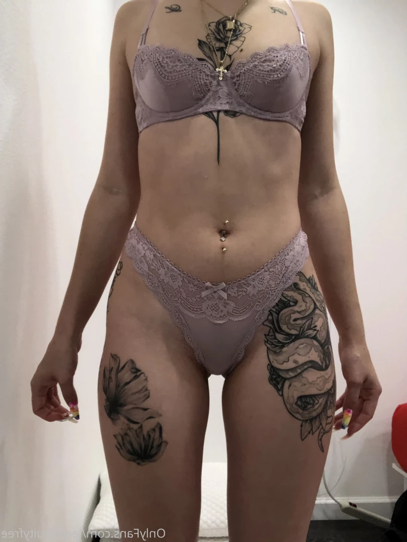 𝟭𝟵𝓎𝑜 &amp; 𝗠𝗢𝗟𝗗𝗢𝗩𝗜𝗔𝗡❤️‍🔥 [ leezapeach ] Onlyfans leaked photo 10299035 on Hotleaks.tv